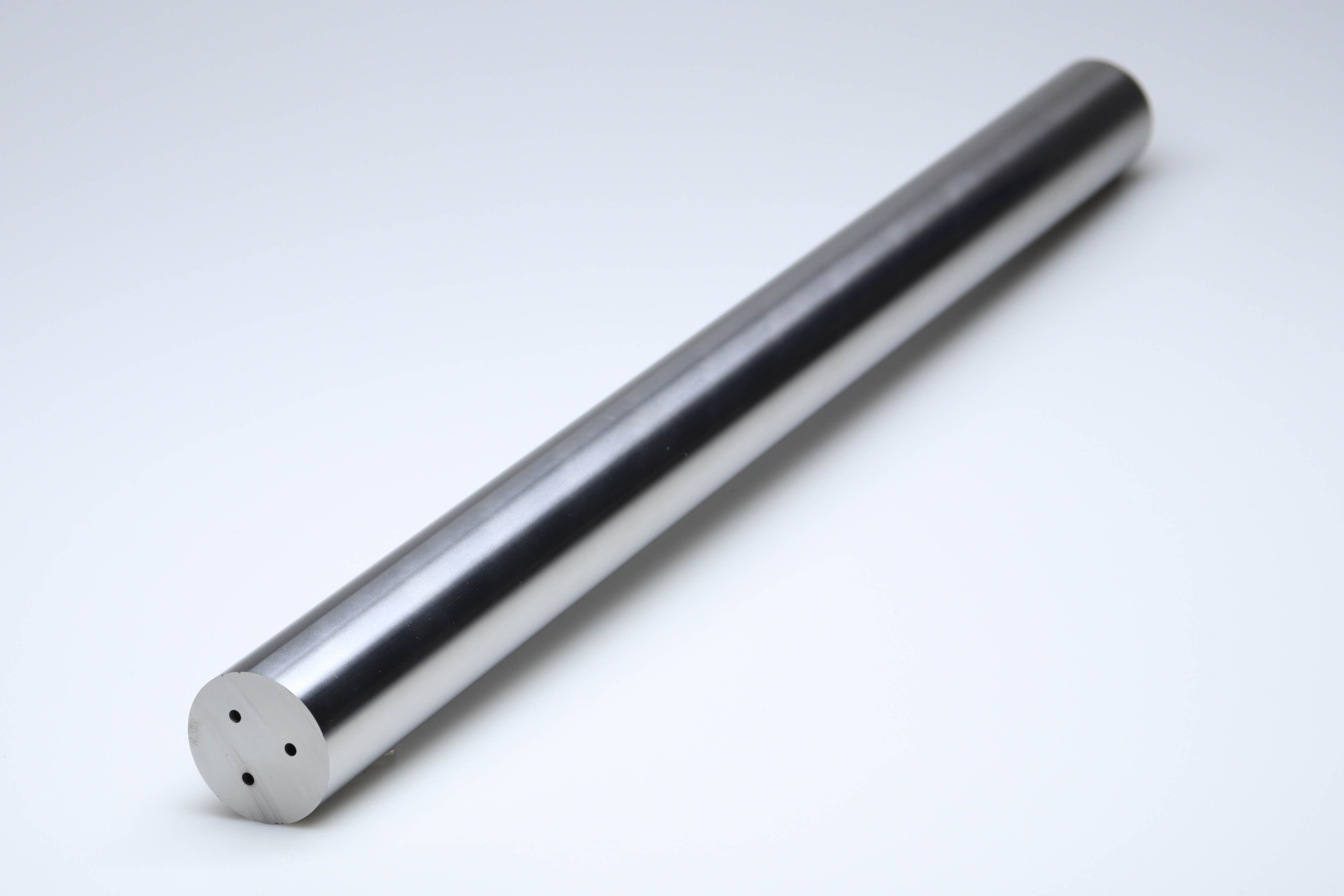 A long carbide rod with a length of 330 mm and 3 coolant holes