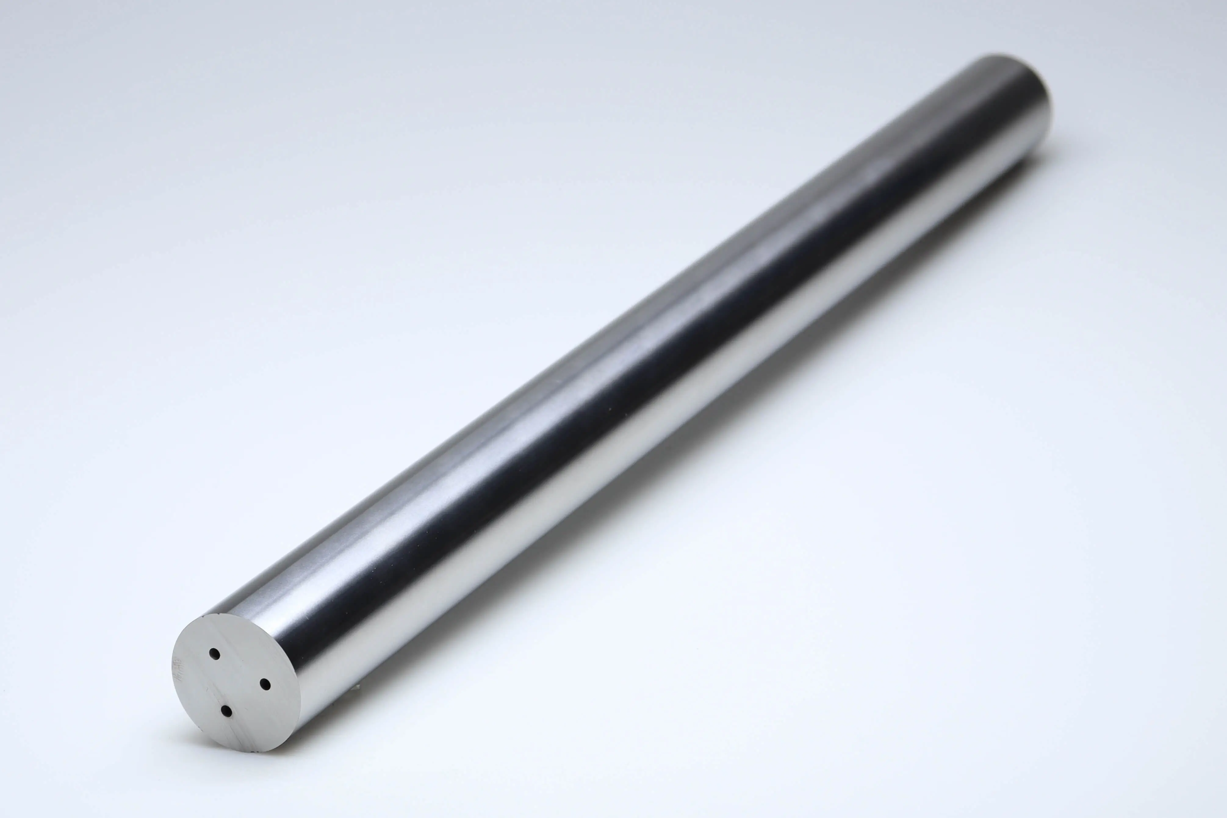 A long carbide rod with a length of 330 mm and 3 coolant holes