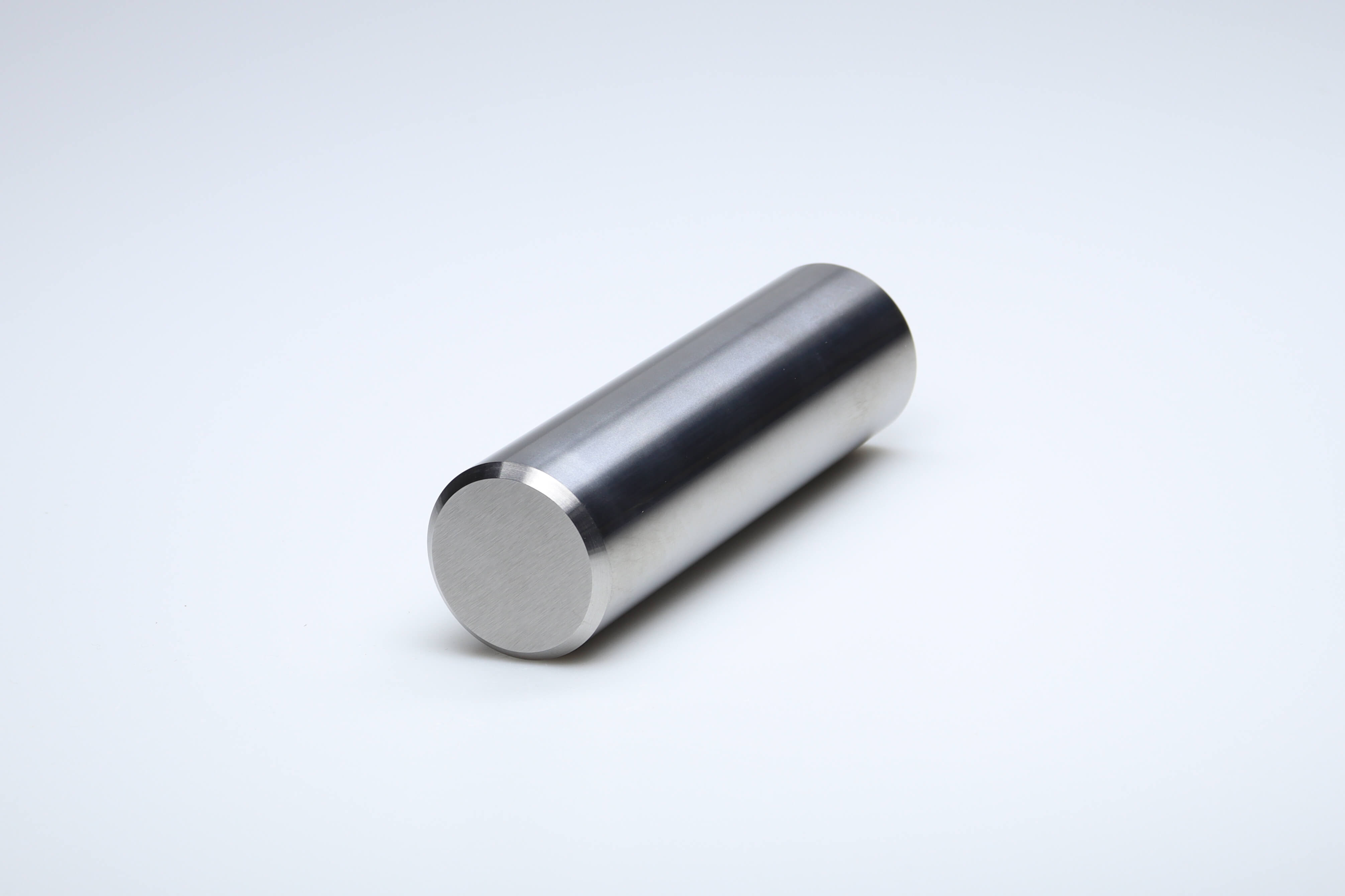 Productfoto van een hardmetalen staaf