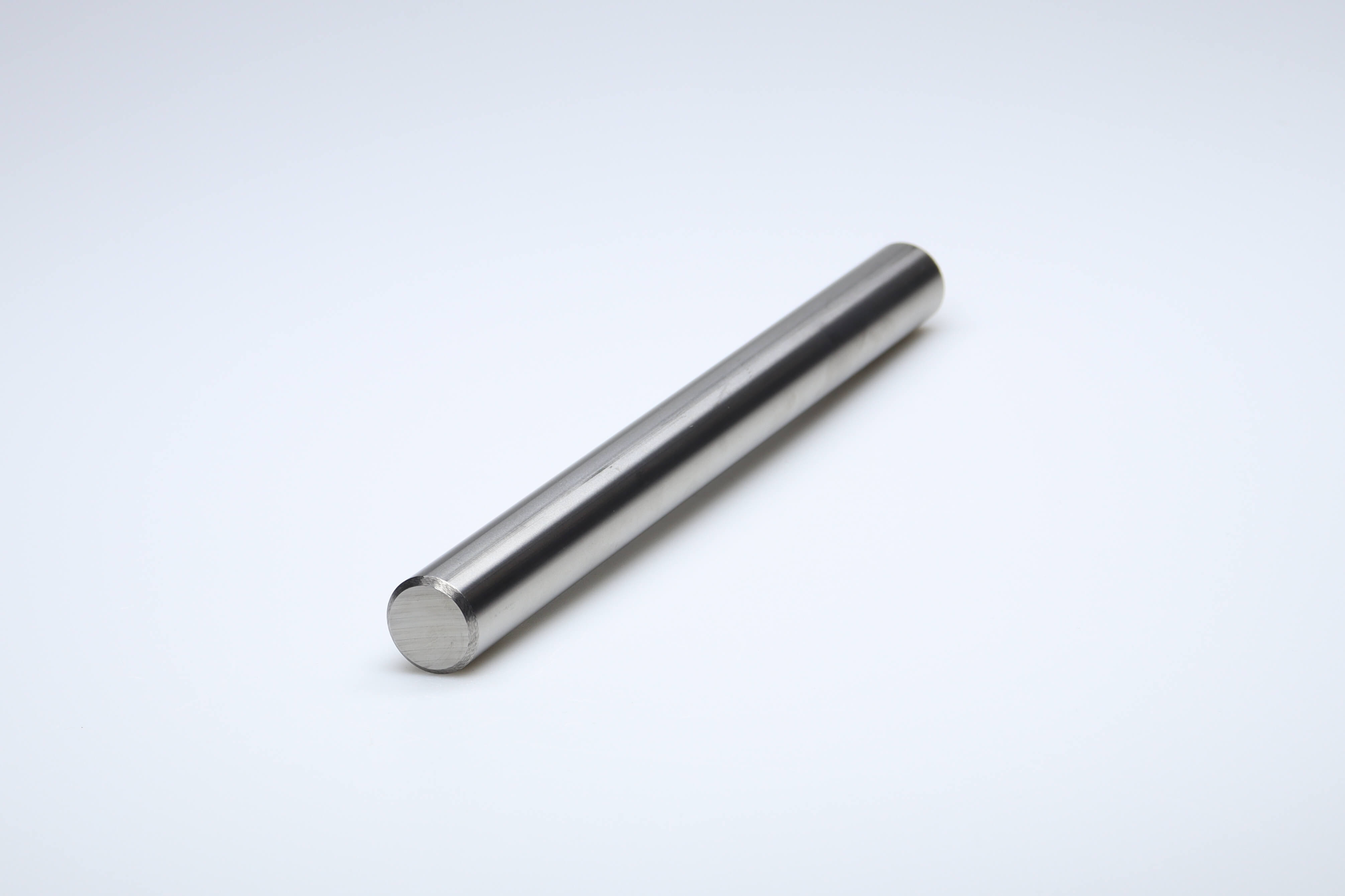 Productfoto van een hardmetalen staaf