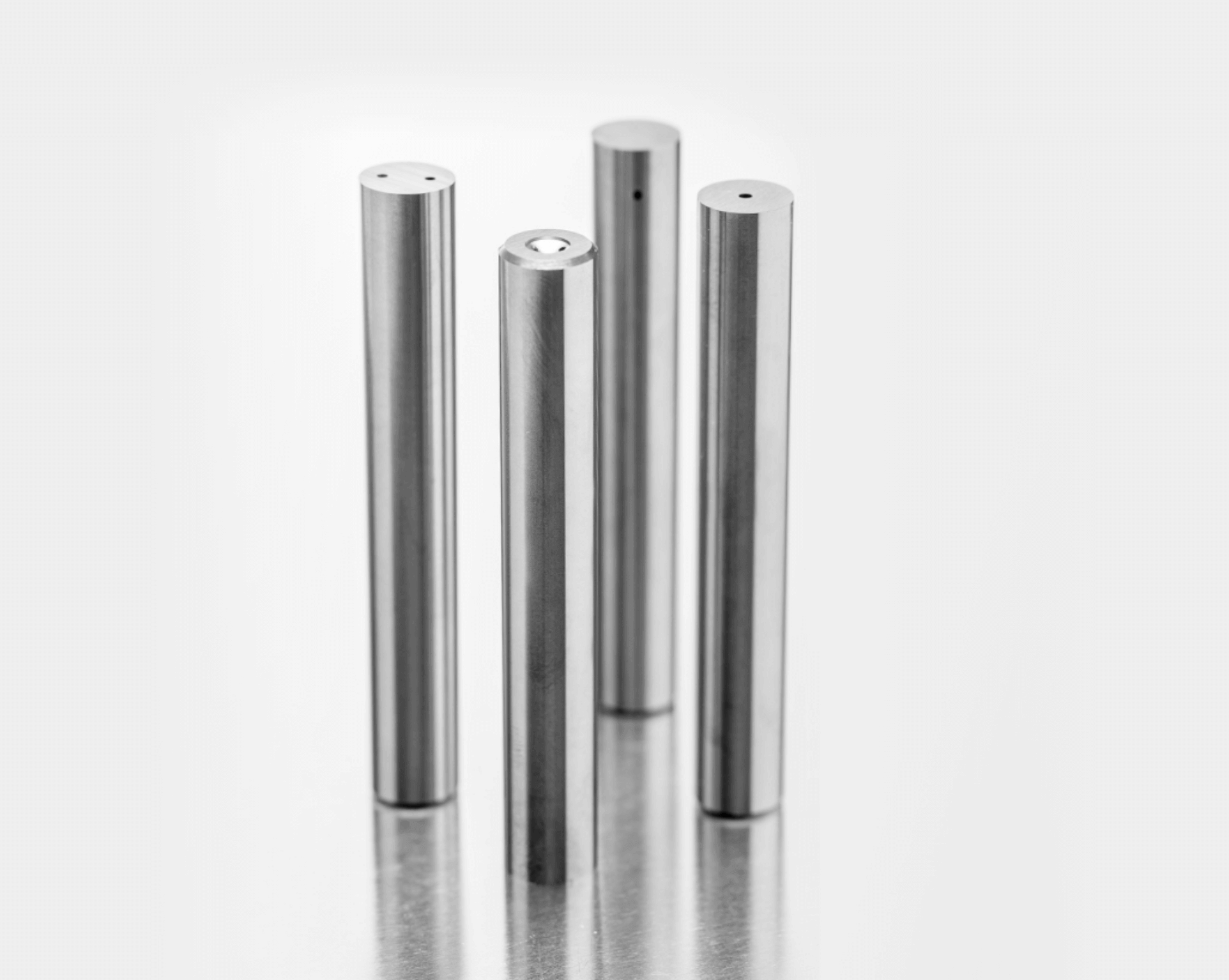 Barre multiple di metallo duro con diversi tipi di fori di raffreddamento